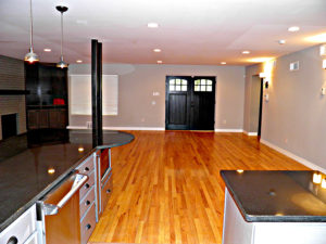 512_Laguna_Blvd._SW_Living