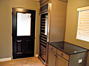 512_Laguna_Blvd._SW_Pantry_Wine_Cooler